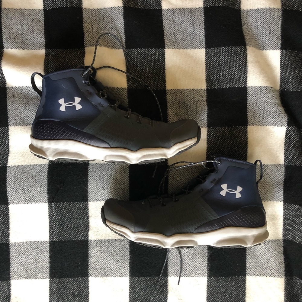 Men’s underarmour shoes